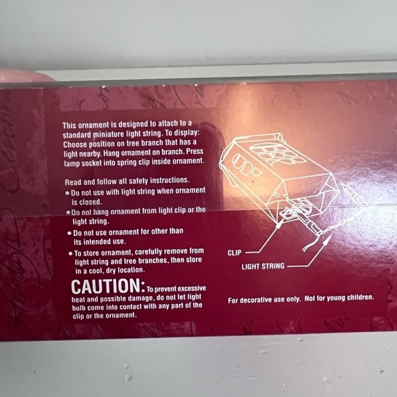 NWT Hallmark vintage 2000 laser gallery collection Enhanced by Light ornament - Picture 5 of 7